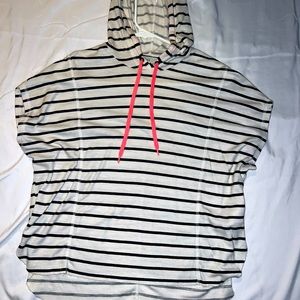 Striped short sleeve hoodie